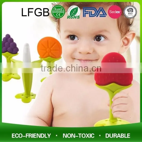 China Manufacturer BPA Free Food Grade Soft Giraffe Teether Silicone Baby Teether Chew Beads for Baby photo-4