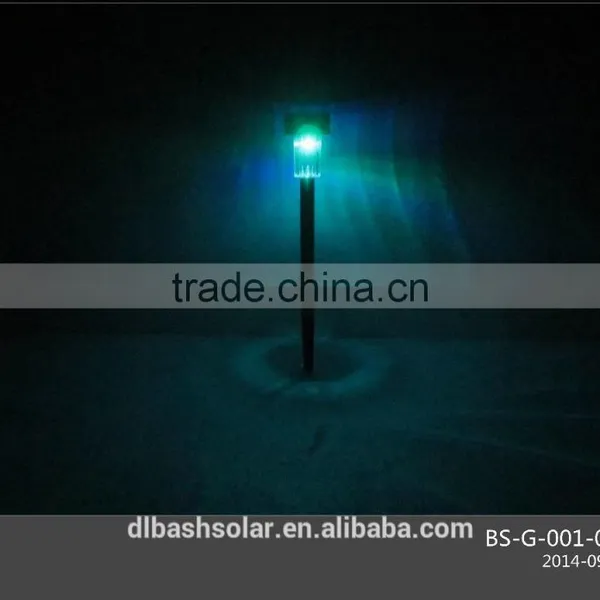 Low Price Christmas Ornament LED Solar Powered Garden Light photo-3