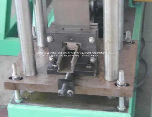 Light Duty Warehouse Pillar Roll Forming Machine photo-3