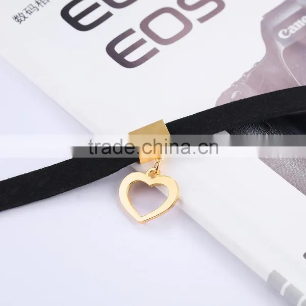 Gothic Choker Necklace For Women Hollow Heart Pendant With Smooth Flannel photo-4