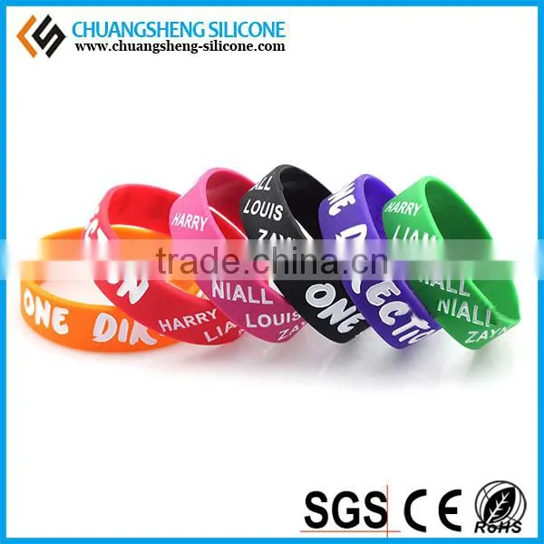 Hot Sale Fashion Promotional Silicone Bracelet photo-2