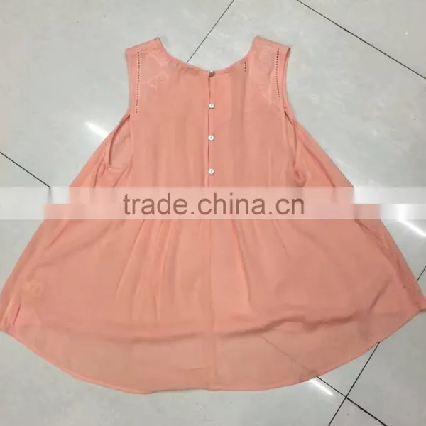 China Embroidery Fashion Women Chiffon Tops Garment Stock Lot photo-4