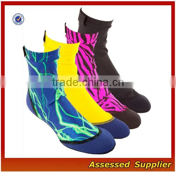 FXS152 Cheap Wholesale Custom Neoprene Beach Socks Waterproof Sand Socks photo-4