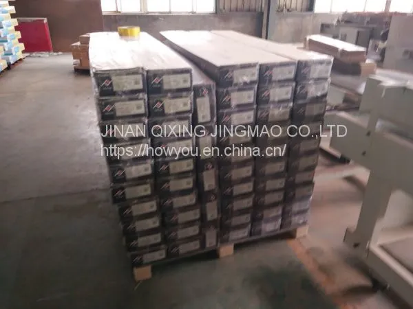 12mm Thickness Wood Laminate Flooring Made In China photo-2