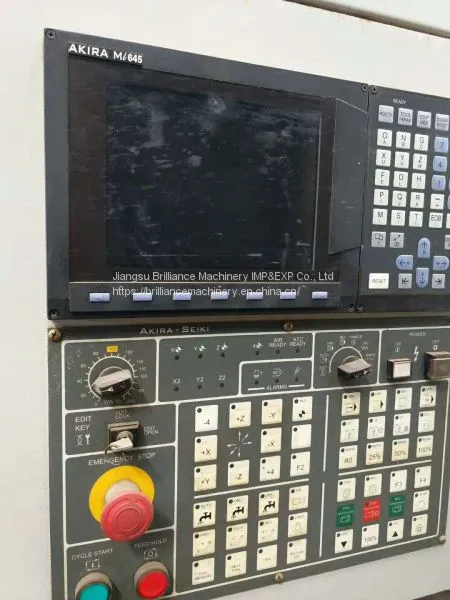 AKIRA SEIKI V5 Vertical Machining Center photo-5
