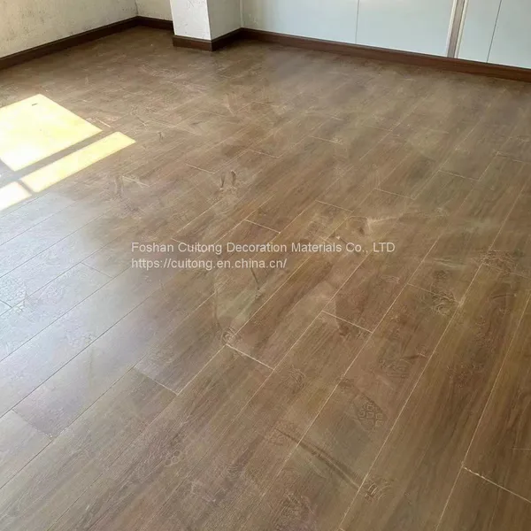 9mm Wood Grain Engineering Flooring Exhibition Studio Reinforced Wood Flooring Storage Room Attic Office Laminated Wood Flooring photo-3
