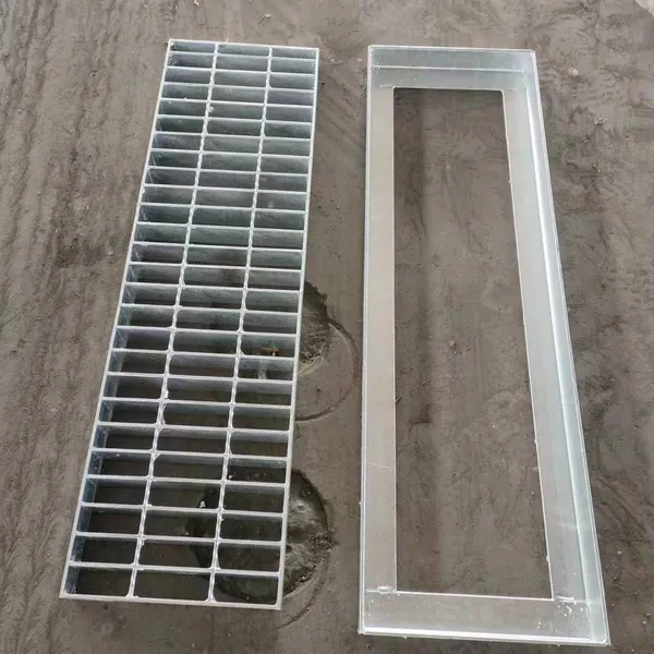 Manufacturer of Galvanized Steel Grating Panels, Plug-in Steel Gratings, Covers for Car Wash Floor Steps and Water Collection, Well-ventilated and Light-transmitting photo-5
