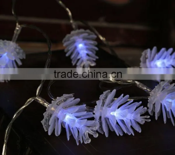 Xmas 10LED White Pinecone Light Chain