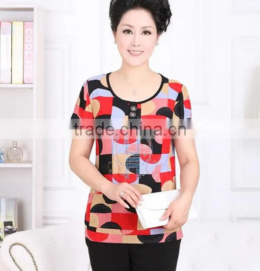 2017 New Middle-aged Women's Ice-silk Round Neck T-shirt Single Large Size Mother Loaded Short-sleeved Shirt photo-4
