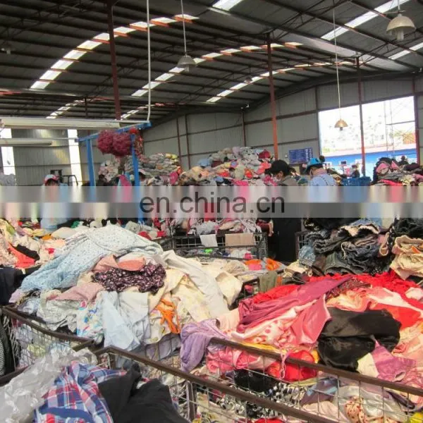 T-Shirt Type and Winter Season Wholesale Second Hand Clothing Sale photo-2