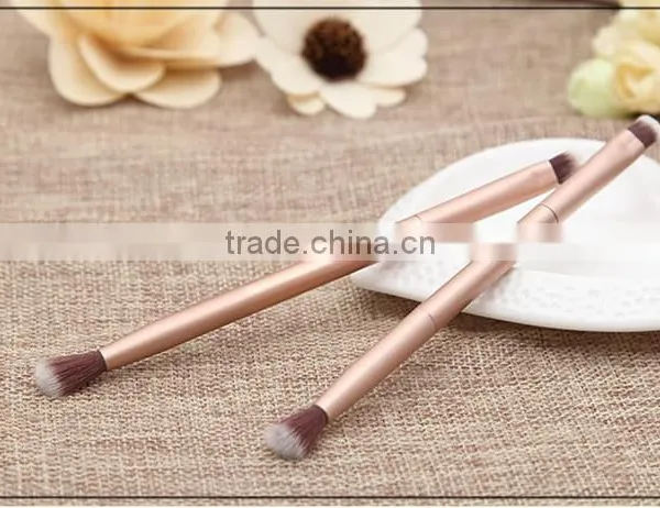 Make up Cosmetics Tool Eyeshadow Brush in Makeup Supplies photo-4
