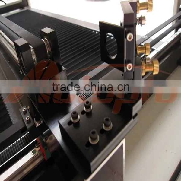 Laser Cutting Machine With Sealed CO2 Laser Tube photo-2