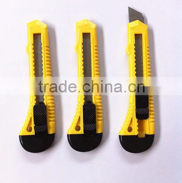 Plastic Ice Scraper With Steel Blade photo-5