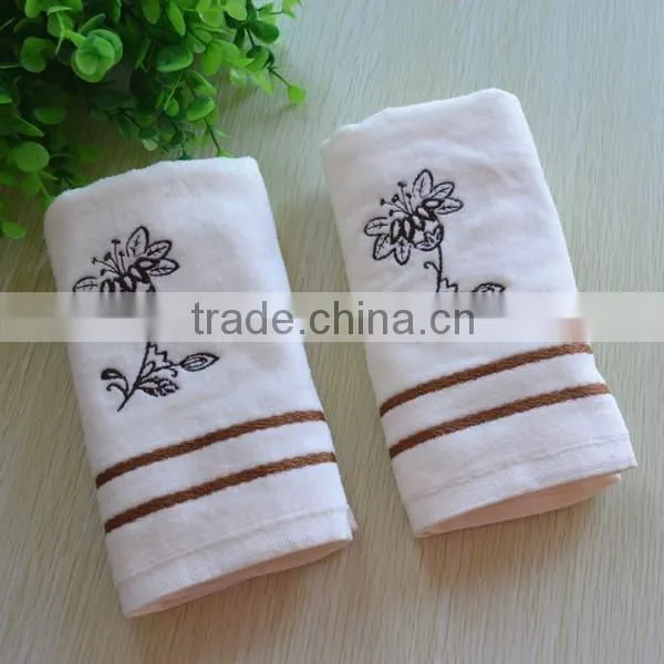 100% Cotton Yarn Flower Personal Design Luxury Embroidered Face Towels photo-3