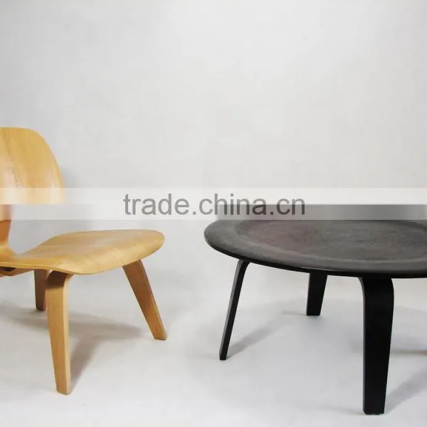 Wooden Round Table With Four Legs photo-2