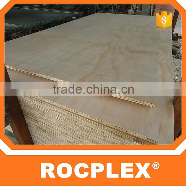 Hardboard Tempered (Common: 1/8 In. x 2 Ft. x 4 Ft.; Actual: 0.125 In. x 23.75 In. x 47.75 In.) photo-2