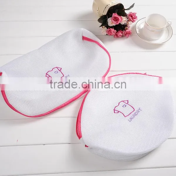 Hot Sale Portable Travel China Printed Polyester Laundry Bag photo-3