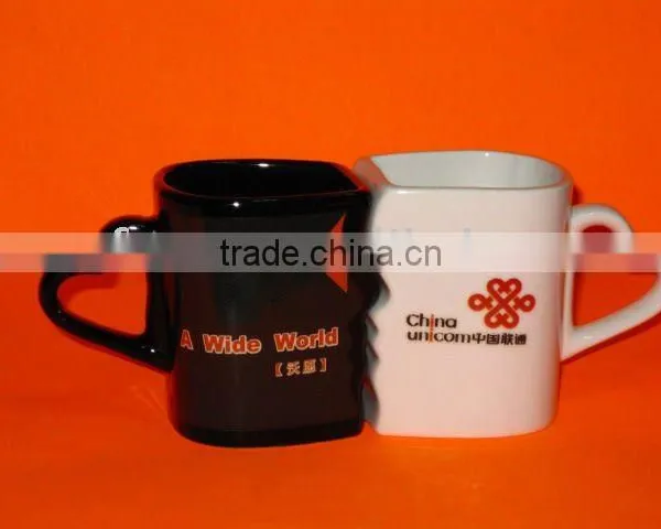 YF28023 Ceramic Heart Shaped Cup Set