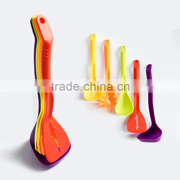 5 Pcs/set Non-stick Heat-resisting Nylon Cooking Tool Sets, Kitchen Utensil Set, Kitchenware noodle spoon Colander Scoop ladle
