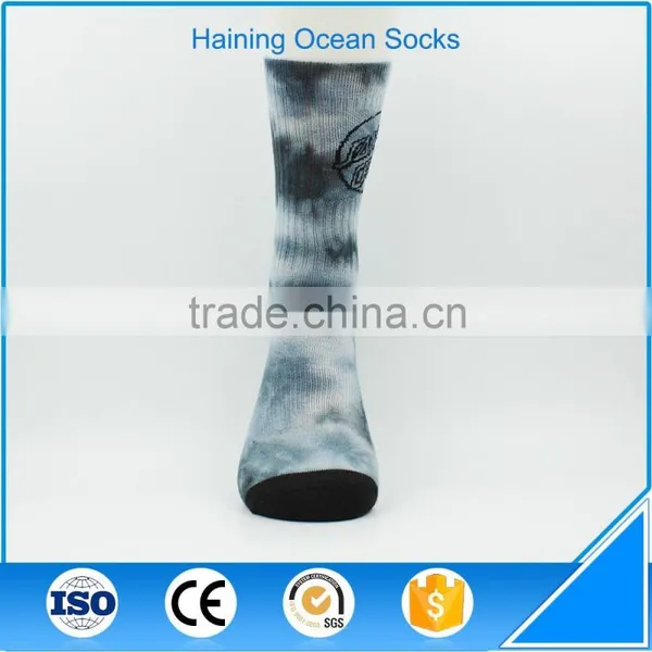 Elastic Tube Wholesale Custom Logo Sports Socks for Man photo-4