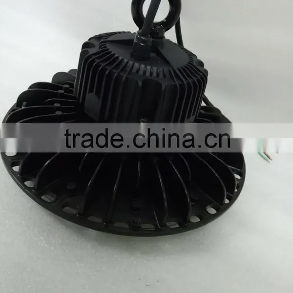 Hot Sell Ufo Led High Bay Light IP65 Meanwell Driver 3 Years Warranty photo-3