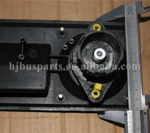 Universal 136E Car Bus Door Lock for China Higer Kinglong Daewoo Bus photo-3