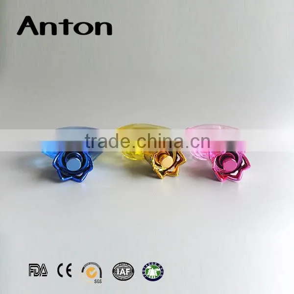 15ml Glass Perfume Bottle for Importers With Colorful Decoration Flower Cap photo-2