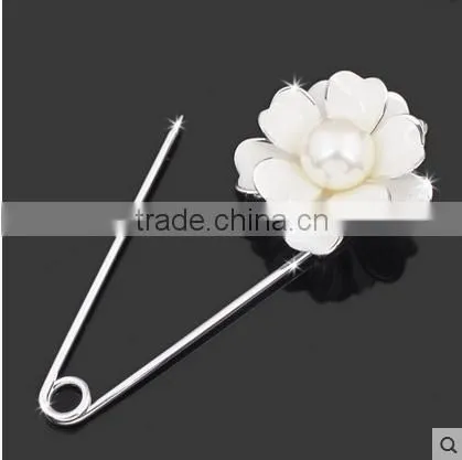 2016 Thanks Giving Gift Festival Gift Elengent Brooch Sweater Chain photo-3