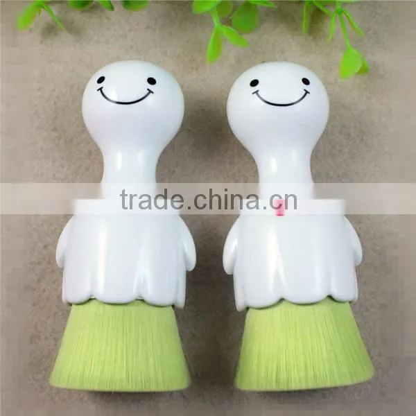 New Design Long Handle Soft Makeup Cleaning Brush photo-2