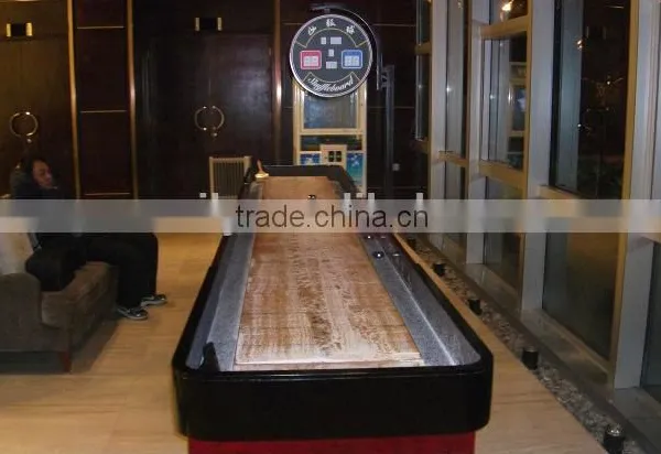 Wooden Shuffleboard Table Game Machine With Score Function photo-2