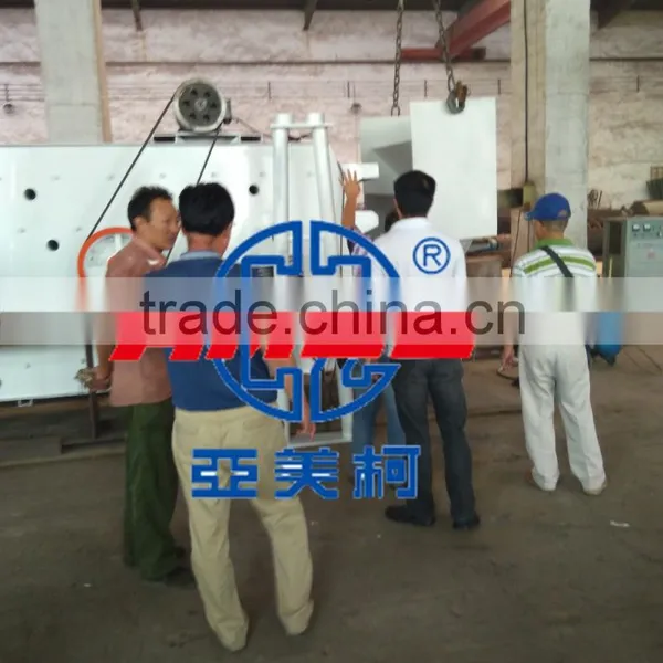 2015 New Design High Quality Gold Ore Vibrating Screen photo-3