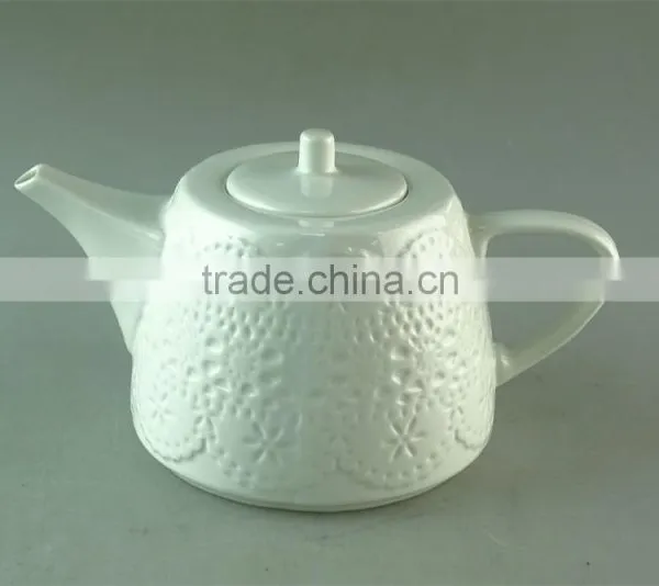 Unique Shape White Ceramic Teapot Coffee Pot With Special Embossing in Stock