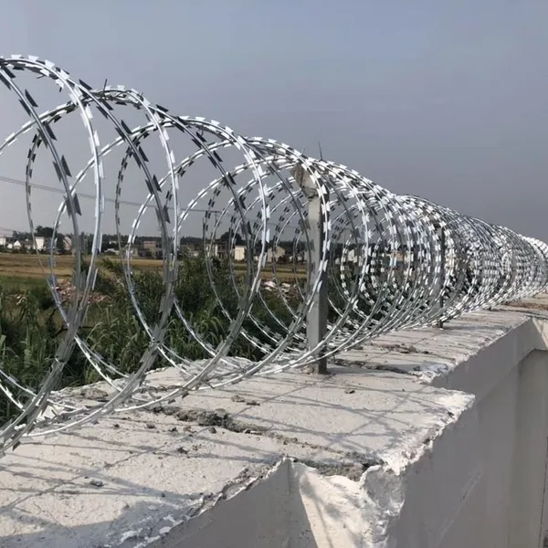 Heavy-Duty Galvanized Concertina Razor Barbed Wire - 450mm Width for Maximum Security photo-1