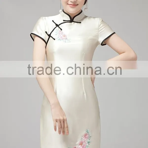 New Fashion Cheongsam Handmade Embroidered Dress in Hot Selling