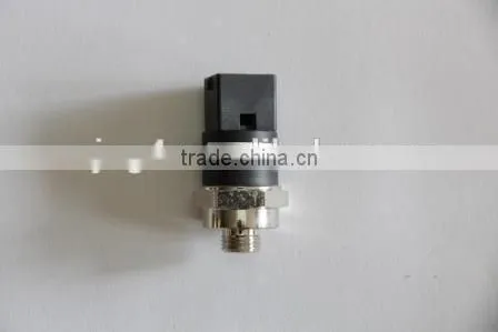 High Quality Volvo Truck Parts: Oil Browser Sensor 3962893 photo-2