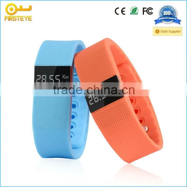 Hot Sell Digital Smart Vibrating Silicon Wristband With Fitness Tracker, Health Monitor and Alarm Function photo-4