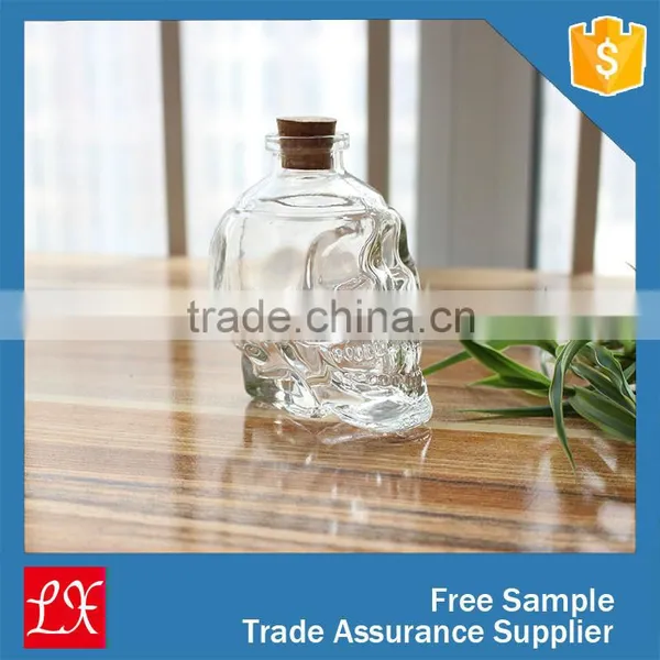 2015 Best Sale Man Blown Skull Glass Bottle With Cork 380ml Capacity Novel Glassware Clear Glass Wine Bottle photo-3