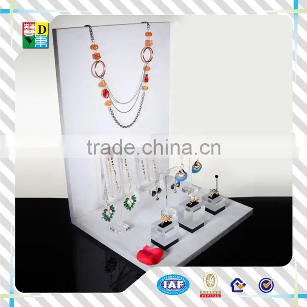 Luxury Design Acrylic Jewelry Display Stands for Necklace 2015 Latest Design Acrylic Display for Jewelry Acrylic Show Case photo-2