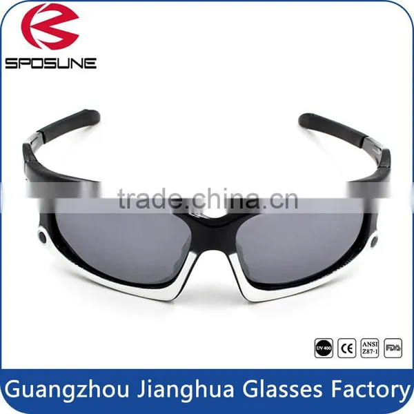 Fashion Sunglasses Black PC Frame Polarized Lens Sliver Coating Sports Glasses
