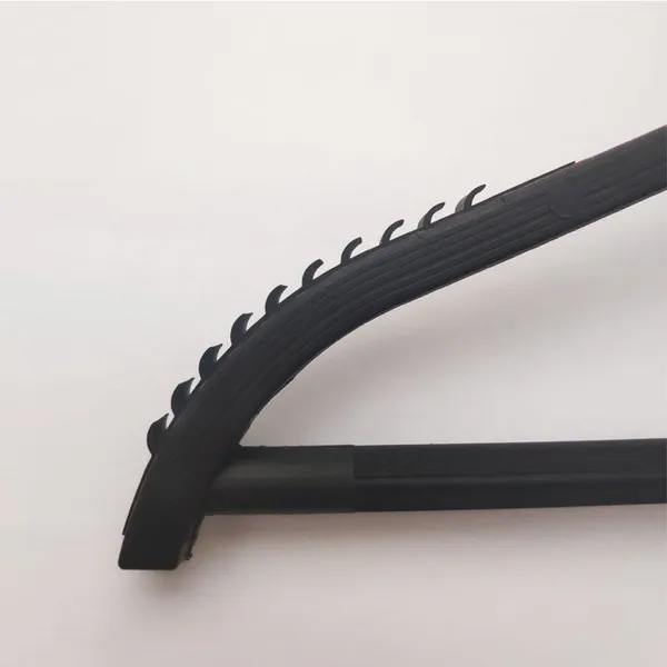 Adult Non-slip Black Plastic Hangers With Clips for Clothes Economic Durable Windproof Swivel Rack photo-3