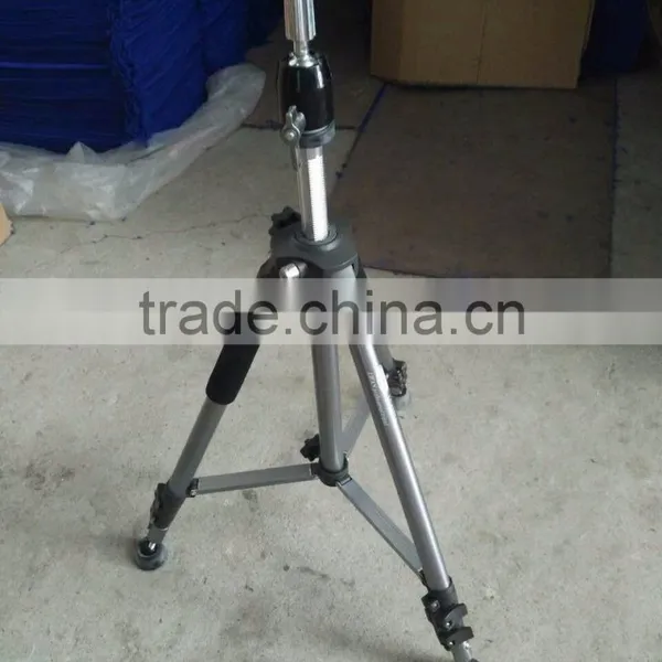 Beiqi 2016 Adjustable Hair Salon Tripod Stand Cosmetology Mannequin Training Head Holder for Sale photo-2