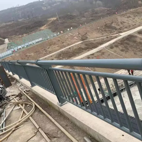 Non-standard Landscape Guardrails With Quality Guarantee From the Source Factory, High Impact Resistance. Longbang Traffic Facilities photo-3