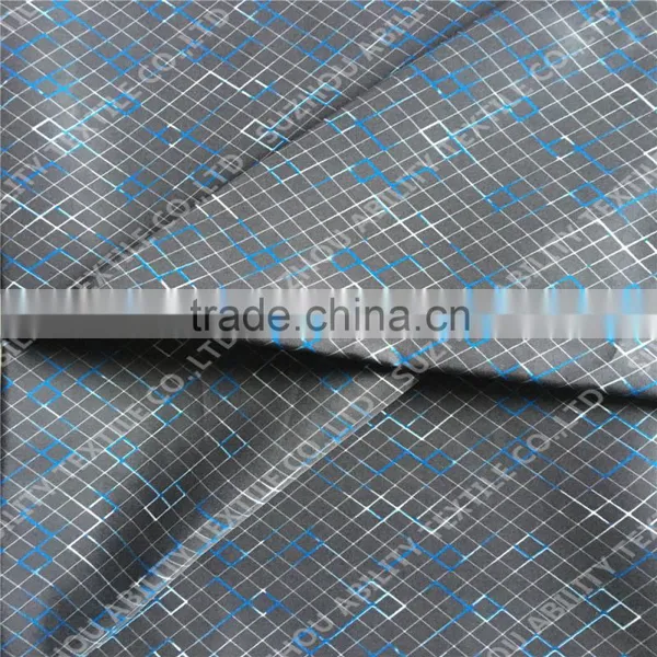Factory Direct Sales Polyester Pongee/ 100% Polyester Print Fabric photo-3