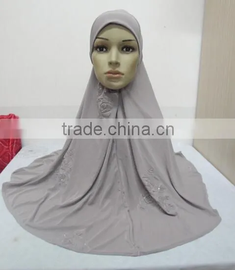 H306 Big Size Muslim Hijab With Flower Prints,islamic Scarf photo-2