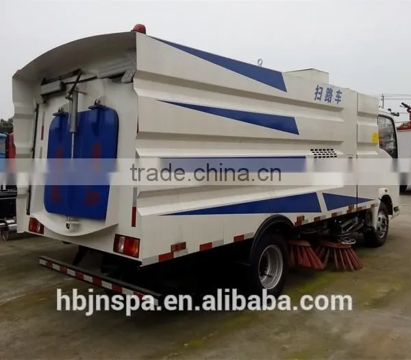 Made in China HOWO Street Sweeper Truck for Sale photo-2