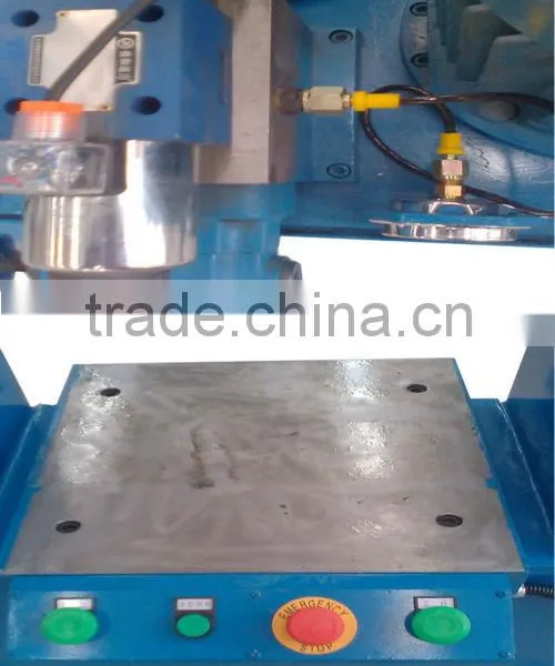 Several Types Tons of Gantry Hydraulic Press photo-6