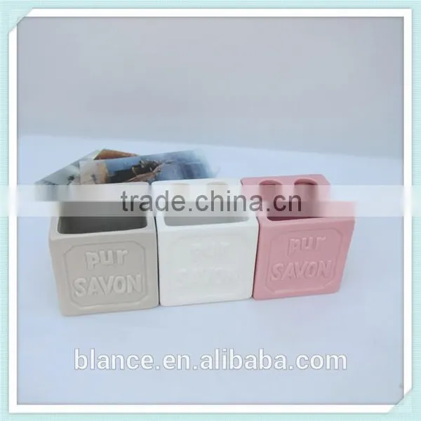 Embossed Ceramic Pen Container Square Toothbrush Holder photo-2