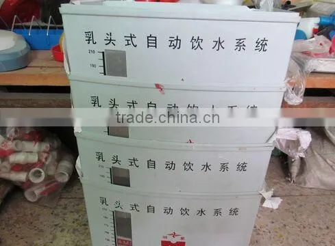 ABS Material Poultry Water Tank /water Pressure Regulator for Poultry Cages photo-2