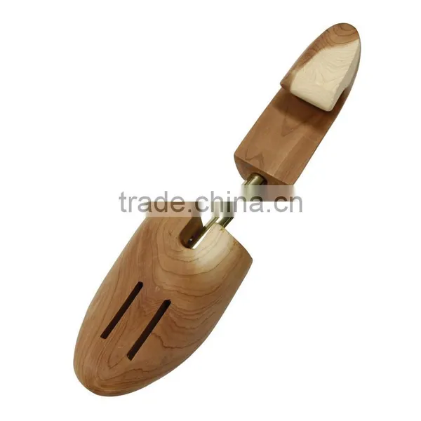 Hot Selling on Amazon Aromatic Red Cedar Wood Type Wooden Shoe Tree Shoe Strether With Thicker Front Part photo-4