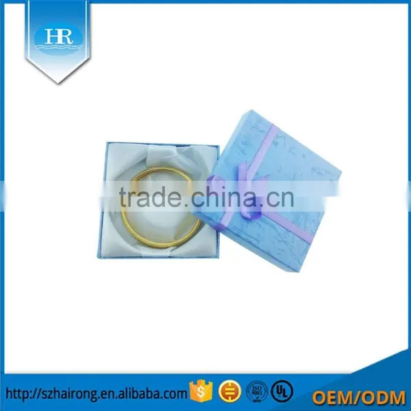 Paper Material and Packing Use Gift Box photo-4